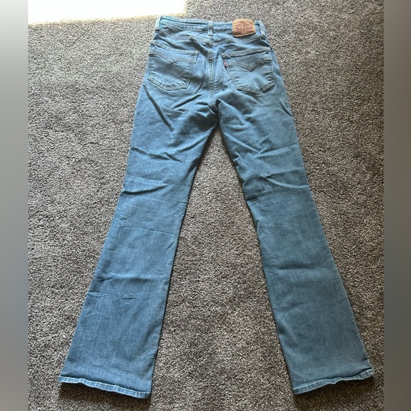 Levi's Bootcut Jeans - Picture 2 of 6